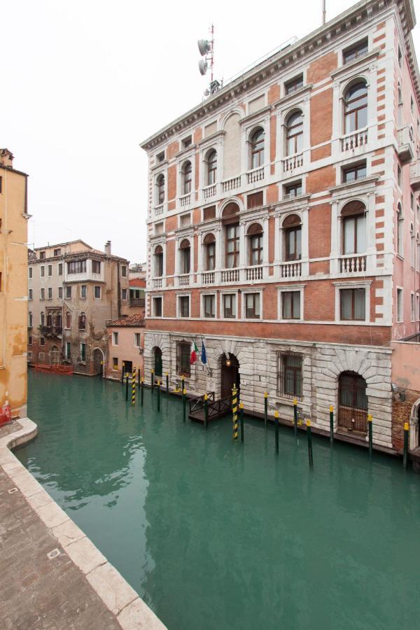 Explore Venice From A Sophisticated Hideaway In San Polo Dış mekan fotoğraf